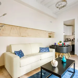  Apartment Marais Saint Paul Ecouffes With Ac France