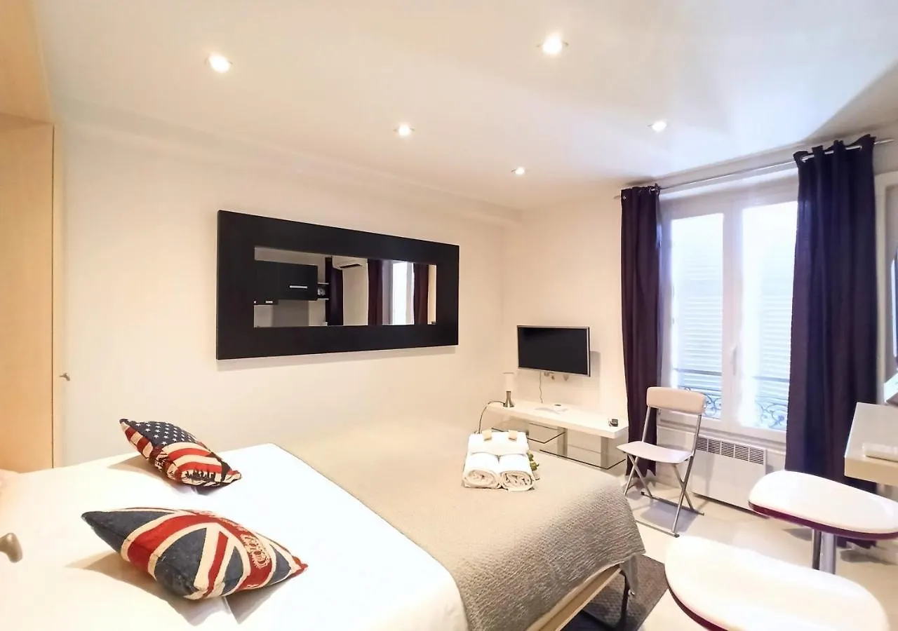 Appartement Viva Riviera - 19 rue des Frères Pradignac à Cannes France