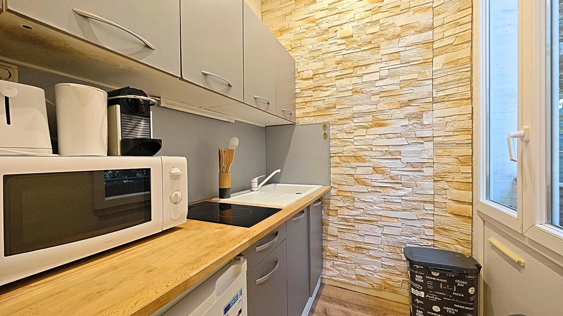 Appartement Viva Riviera - 19 rue des Frères Pradignac à Cannes
